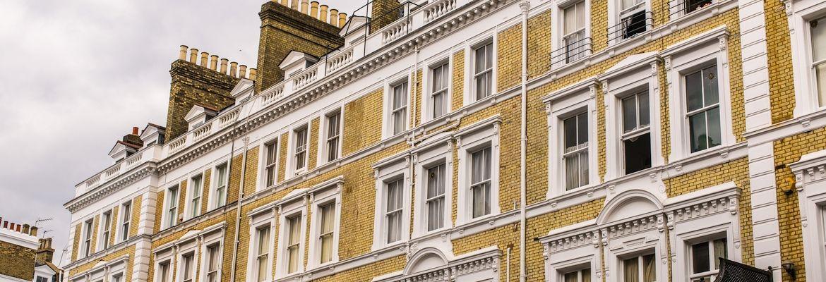 Typical prestigious building in London where we’ve been providing flexible, fast & cost-effective roofing services to managing agents over 30 years